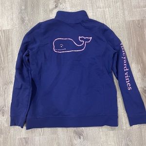 Vineyard Vines sweatshirt 🐳